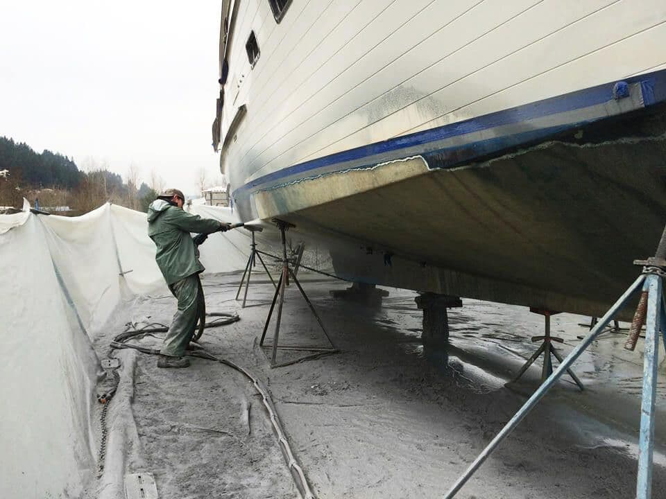 Marine dustless blasting and surface restoration project by Pierre & Co Mobile Blasting (project 1)
